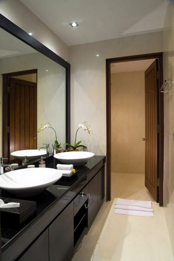 http://architectaria.com/wp-content/gallery/interior/bathroom-4.jpg