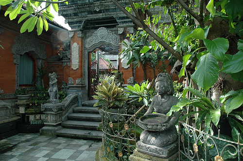 Desain Taman ala Bali – Hadirkan Nuansa Tradisional Bali di rumah Anda ...