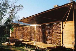 desain rumah bambu