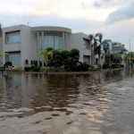 Alat-Alat yang Harus Disediakan Jika Rumah Sering Kebanjiran