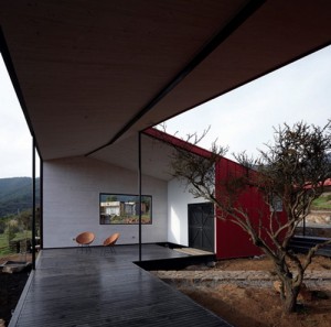 WA-House-in-Chile-by-MAPA_ss_3