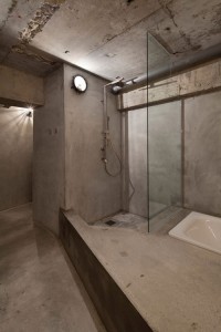 Concrete apartment_15