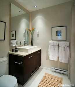 desain-interior-kamar-mandi-ukuran-kecil-2
