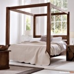Desain Tempat Tidur Unik: Poster Bed, Tempat Tidur dengan Tiang di Masing-Masing Sudutnya