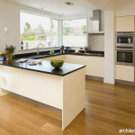 Mendesain Interior Ruang Dapur dengan Desain Berbentuk U (U-shaped Kitchen)